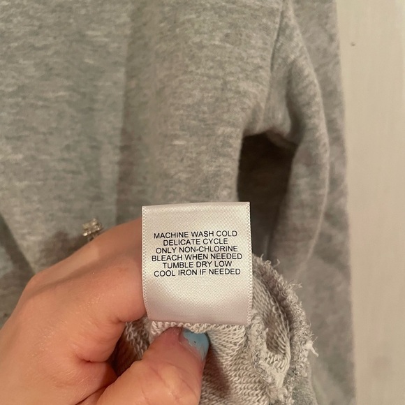 JUICY Juicy Couture Gray Crew Neck Logo Sweatshirt Neutral Size Medium - Picture 6 of 6